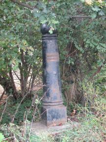 Greenwich Meridian Marker; England; Hertfordshire; Ware (Easnye Estate)